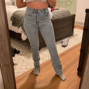 COPY - Abercrombie & Fitch “The 90s Slim Straight Ultra High Rise” Size 27/4
